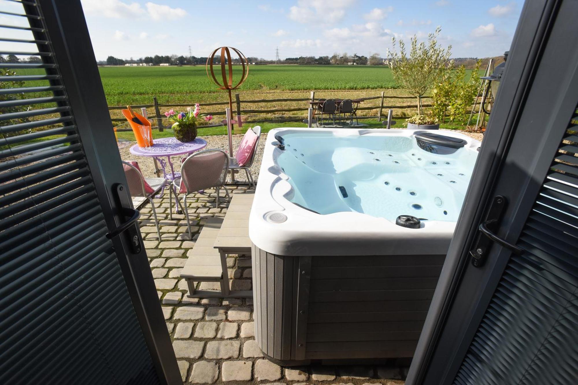 Air Maison - The Cow Shed Wow Factor Countryside Retreat Westbourne  Ngoại thất bức ảnh